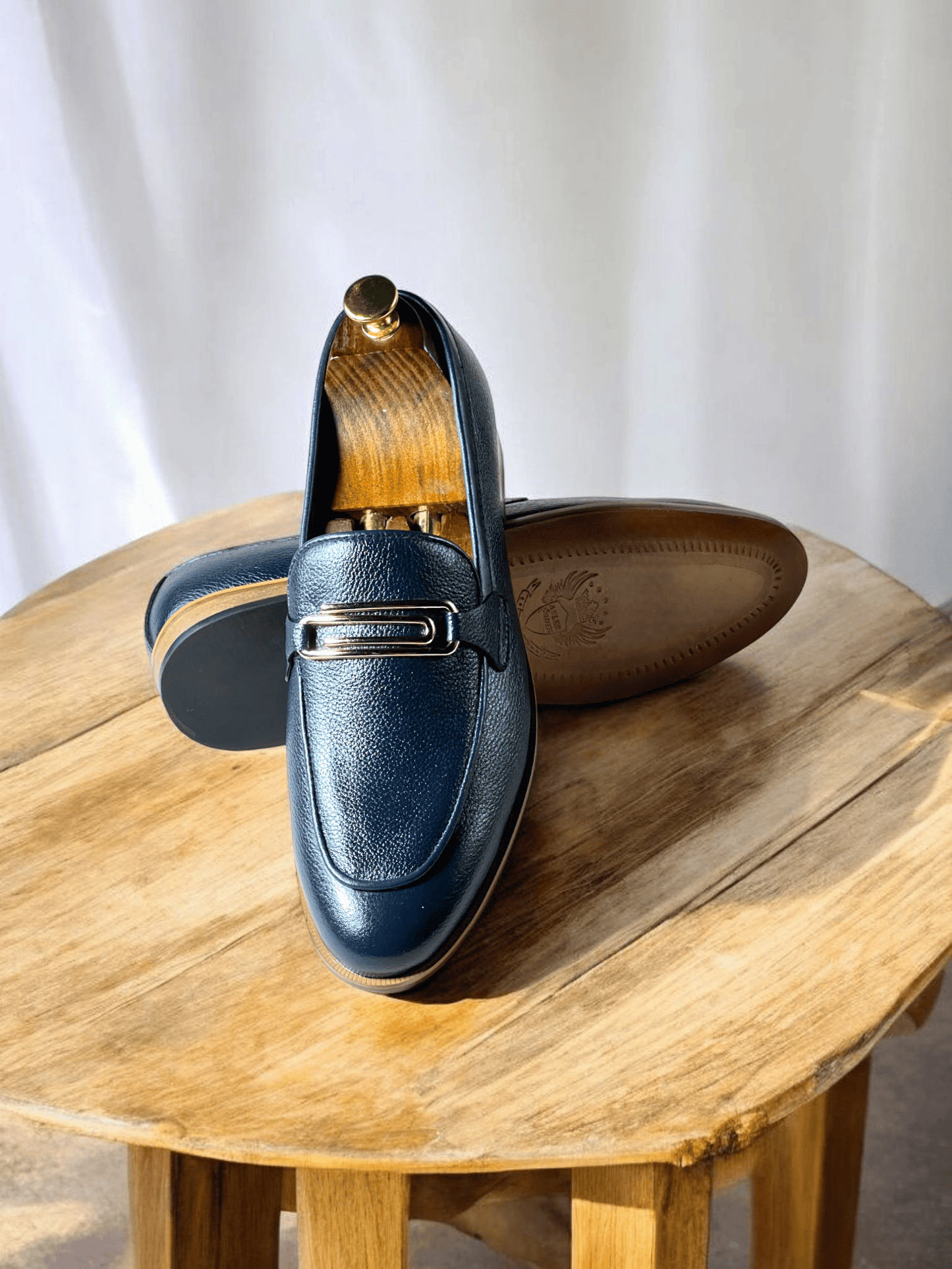 Expertly crafted from premium mild leather, AS bloom shoes offer unmatched quality and comfort. Each pair is handmade to ensure the perfect fit and ultimate durability. Step into style and sophistication with AS bloom."