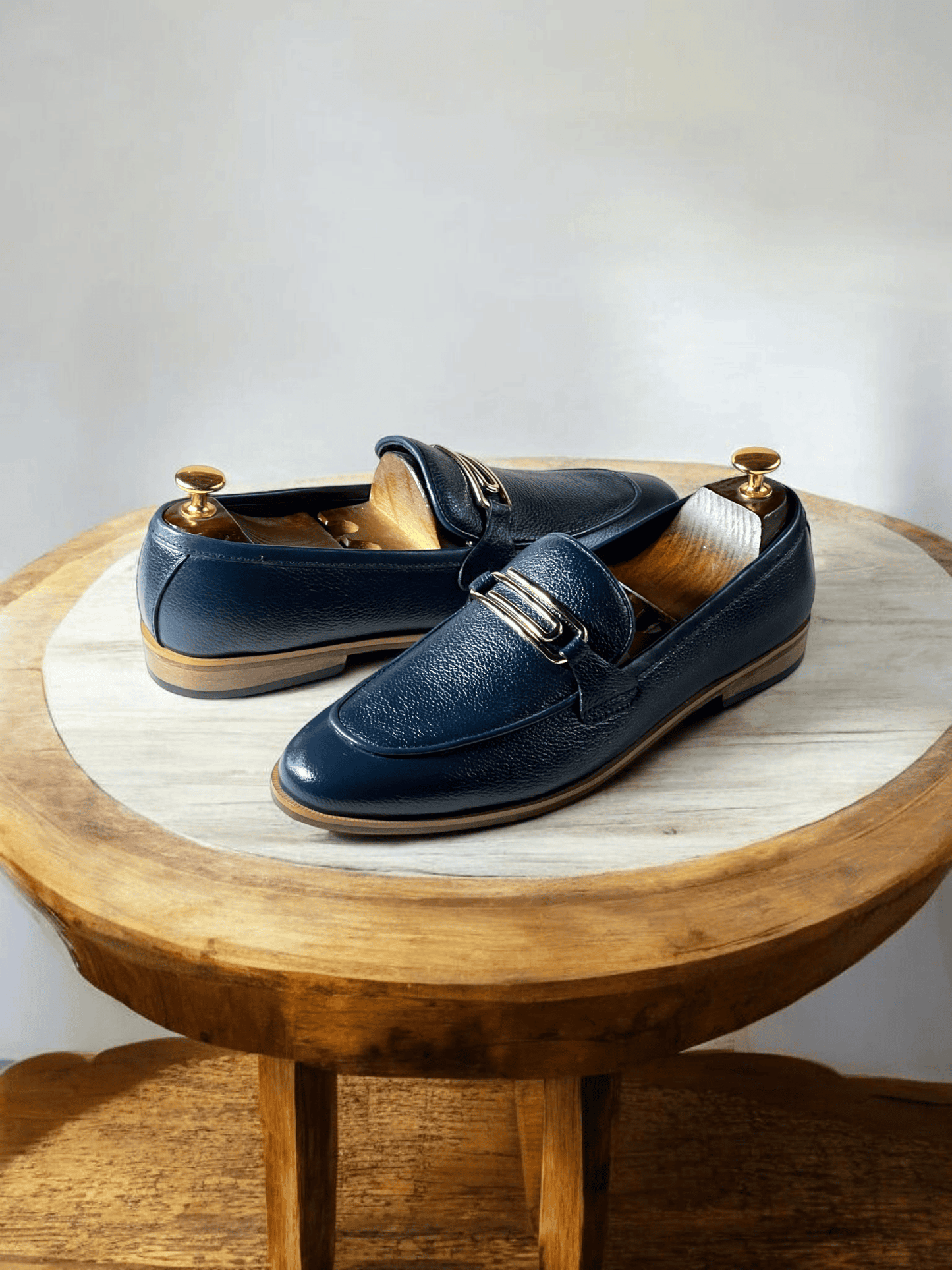Expertly crafted from premium mild leather, AS bloom shoes offer unmatched quality and comfort. Each pair is handmade to ensure the perfect fit and ultimate durability. Step into style and sophistication with AS bloom."