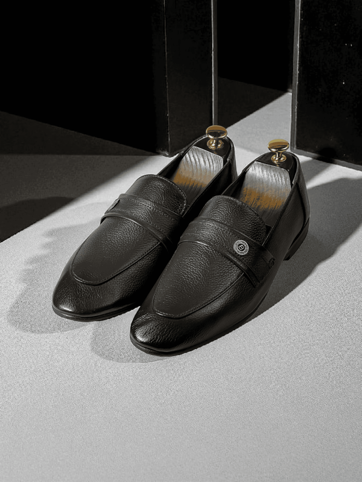 Introducing AS-Velour, the ultimate in premium shoes. Handmade with luxurious velour leather, these shoes offer unparalleled comfort and style. With expert craftsmanship and a focus on quality, our shoes are sure to elevate any outfit. Step into luxury with AS-Velour.

