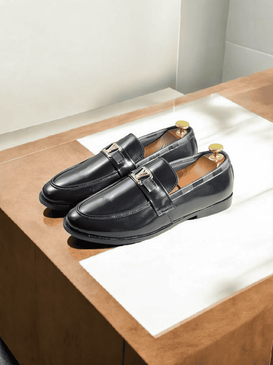 Expertly crafted with the finest premium calf leather, AS Lvati shoes are the epitome of luxury and style. Each pair is handmade with precision, ensuring unparalleled quality and comfort. Elevate your shoe game with AS Lvati, the perfect choice for the discerning individual.