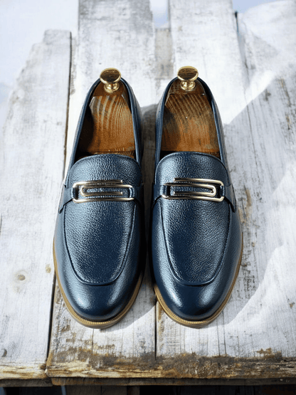 Expertly crafted from premium mild leather, AS bloom shoes offer unmatched quality and comfort. Each pair is handmade to ensure the perfect fit and ultimate durability. Step into style and sophistication with AS bloom."